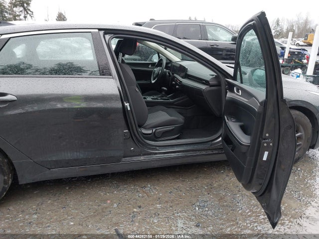 KNAG24J73S5295125 KIA K5 LXS