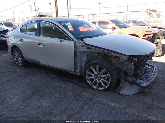 2022 MAZDA MAZDA3 3MZBPABL4NM318626