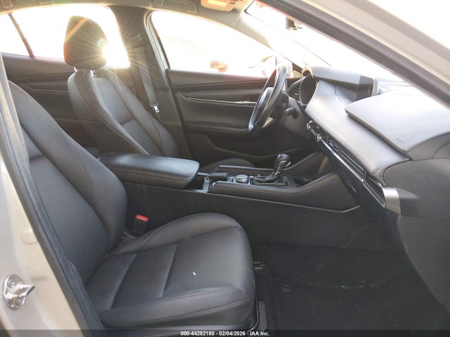 2022 MAZDA MAZDA3 3MZBPABL4NM318626 Photo 4