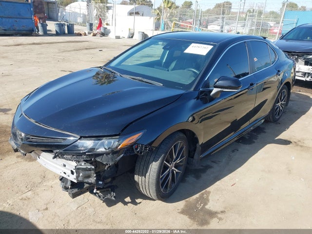 4T1G11AK9PU745975 Toyota CAMRY SE