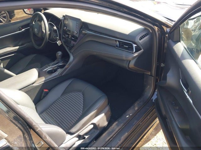 4T1G11AK9PU745975 Toyota CAMRY SE