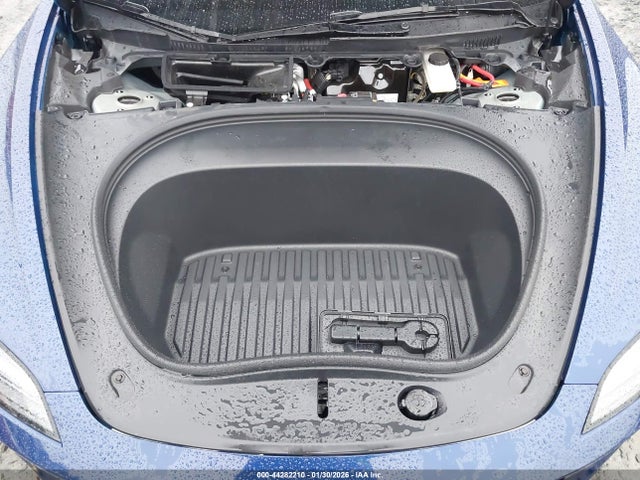 2025 TESLA MODEL 3 5YJ3E1EB9SF939327 Photo 9