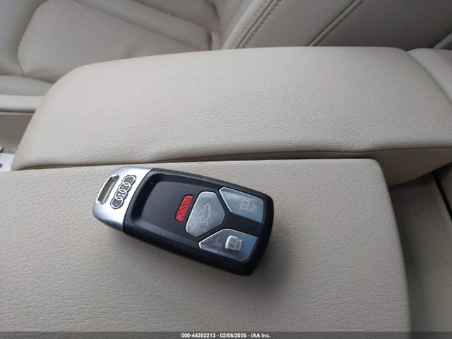 2017 AUDI Q7 WA1LAAF75HD022871 Photo 10