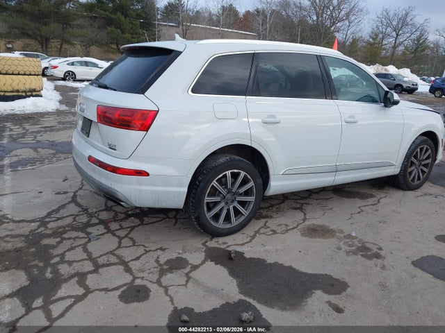 2017 AUDI Q7 WA1LAAF75HD022871 Photo 3