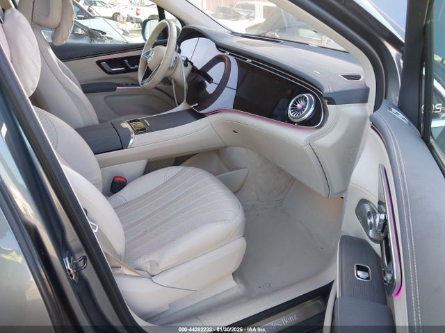 2023 MERCEDES-BENZ EQS 580 SUV 4JGDM4EB0PA028968 Photo 4