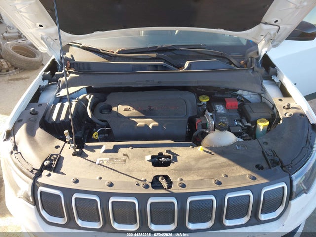 Продажа на аукционе авто 2022 Jeep Compass Latitude 4x4, vin: 3C4NJDBB1NT143879, номер лота: 44282235