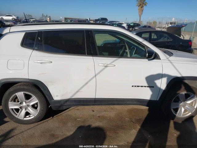 Продажа на аукционе авто 2022 Jeep Compass Latitude 4x4, vin: 3C4NJDBB1NT143879, номер лота: 44282235