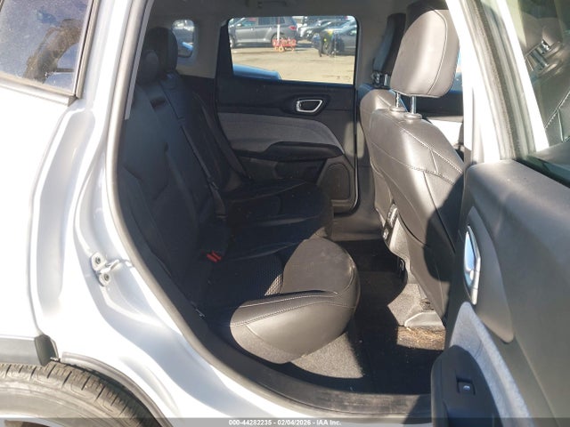 Продажа на аукционе авто 2022 Jeep Compass Latitude 4x4, vin: 3C4NJDBB1NT143879, номер лота: 44282235