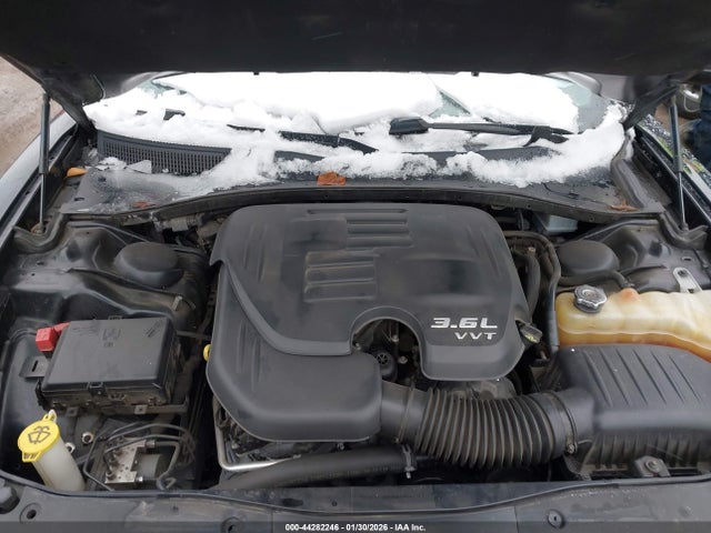 2C3CDXBG2KH665053 Dodge Charger Sxt Rwd
