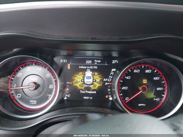 2C3CDXBG2KH665053 Dodge Charger Sxt Rwd
