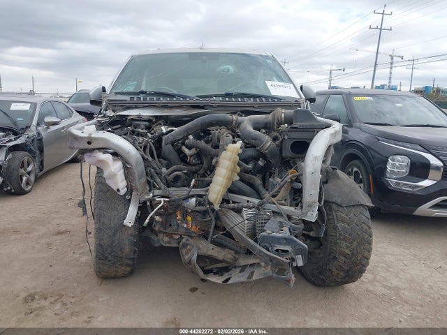 1FMJU1JT9KEA13595 Ford Expedition Xlt