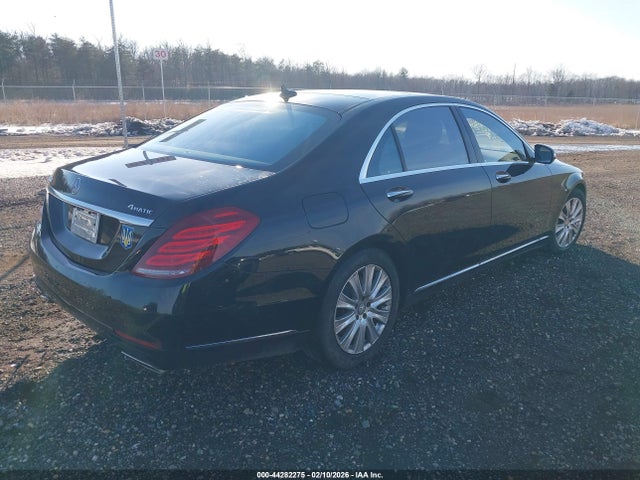 2015 MERCEDES-BENZ S 550 WDDUG8FB3FA086336 Photo 3