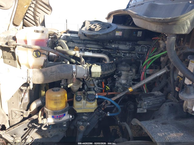 3AKJGLDR4HSHF1943 Freightliner Cascadia 125