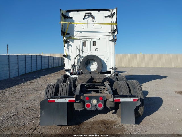 3AKJGLDR4HSHF1943 Freightliner Cascadia 125
