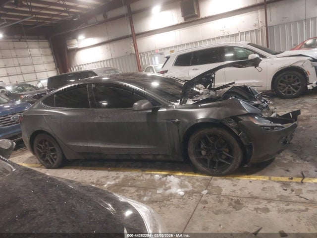 Продажа на аукционе авто 2025 Tesla Model 3 Long Range All-wheel Drive, vin: 5YJ3E1EB1SF922845, номер лота: 44282294