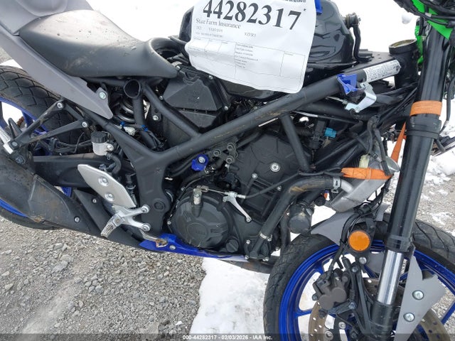 2021 YAMAHA YZFR3 MH3RH18Y7MK005983 Photo 7