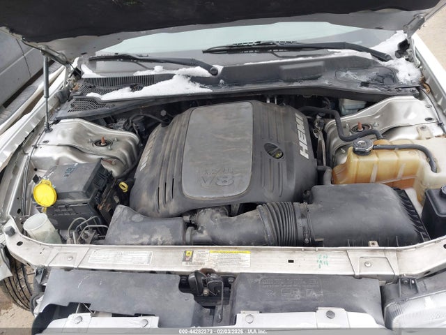 2009 CHRYSLER 300C 2C3KA63T19H564882 Photo 9