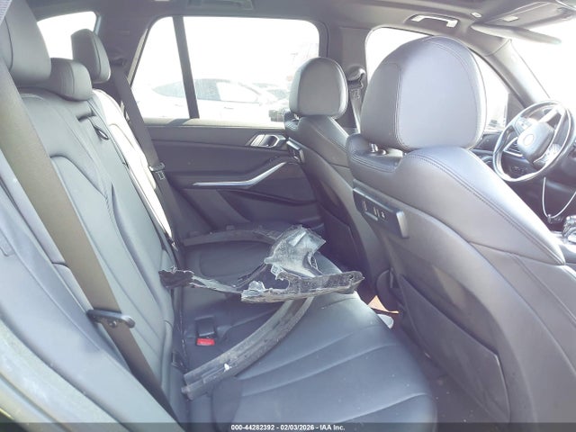 2020 BMW X5 5UXCR6C09LLL82175 Photo 7