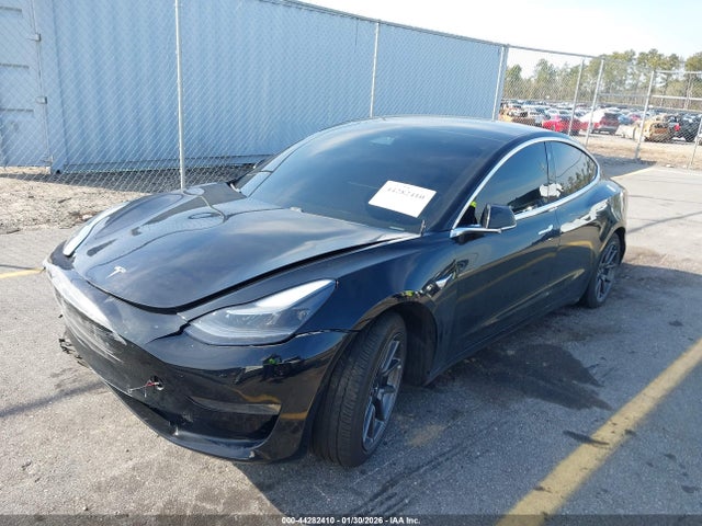 2019 TESLA MODEL 3 5YJ3E1EB3KF199192 Photo 1