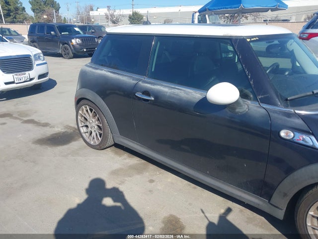 2007 MINI COOPER S WMWMF73567TT84789 Photo 5