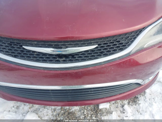 44282429 :رقم المزاد ، 1C3CCCAB8FN652578 vin ، 2015 Chrysler 200 Limited مزاد بيع