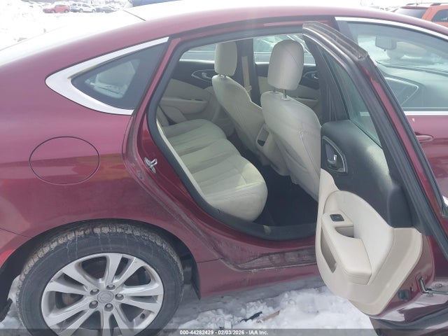 44282429 :رقم المزاد ، 1C3CCCAB8FN652578 vin ، 2015 Chrysler 200 Limited مزاد بيع
