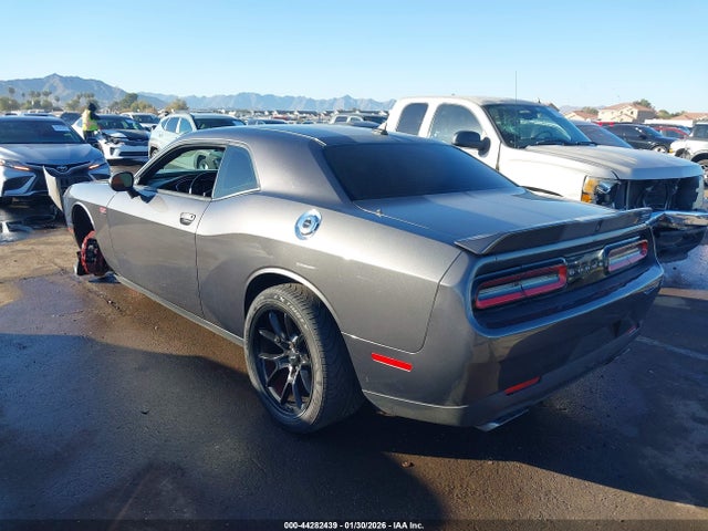 2C3CDZDJ3FH730664 Dodge Challenger Srt 392