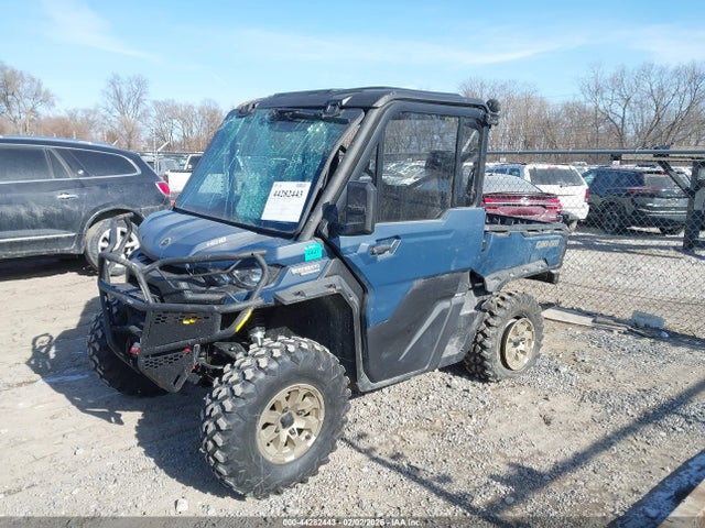 3JBUVAX44SK011499 Can-Am Defender