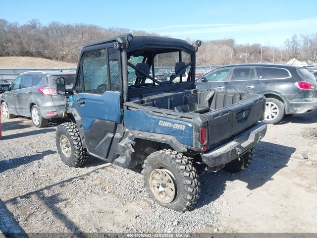 3JBUVAX44SK011499 Can-Am Defender