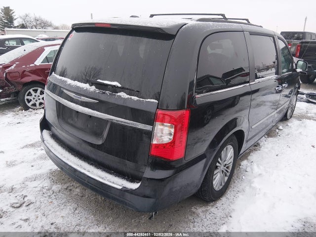 Продаж на аукціоні авто 2016 Chrysler Town & Country Touring-l Anniversary Edition, vin: 2C4RC1CGXGR208612, номер лоту: 44282451