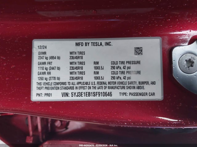 2025 TESLA MODEL 3 5YJ3E1EB1SF910646 Photo 8