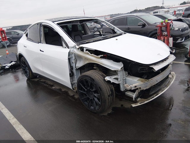 2022 TESLA MODEL Y 7SAYGDEE4NF386864 Photo 0