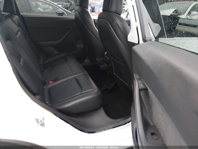 2022 TESLA MODEL Y 7SAYGDEE4NF386864 Photo 7