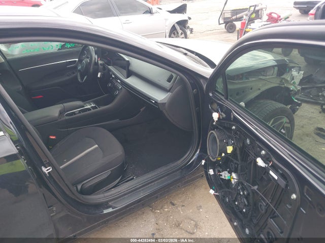 2025 HYUNDAI SONATA KMHL14JA4SA430387 Photo 4