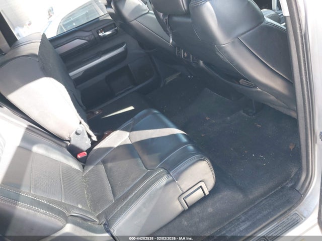 5TFAY5F11FX472685 Toyota Tundra Platinum 5.7l V8