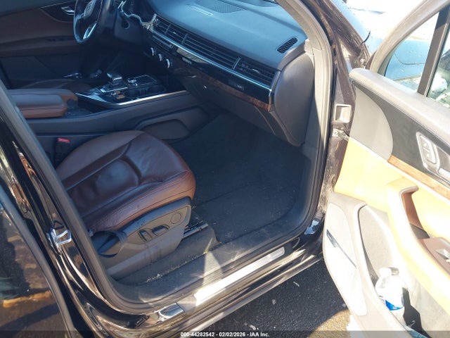 44282542 :رقم المزاد ، WA1LAAF78HD025196 vin ، 2017 Audi Q7 3.0t Premium مزاد بيع
