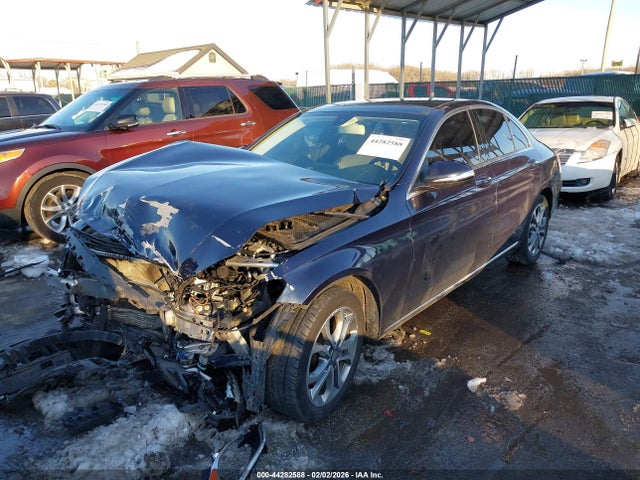 2015 Mercedes-benz C-class C 300 მანქანა იყიდება აუქციონზე, vin: 55SWF4KB8FU081028, აუქციონის ნომერი: 44282588