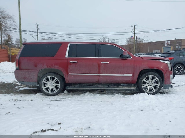 44282636 :رقم المزاد ، 1GYS4JKJXGR344217 vin ، 2016 Cadillac Escalade Esv Premium Collection مزاد بيع