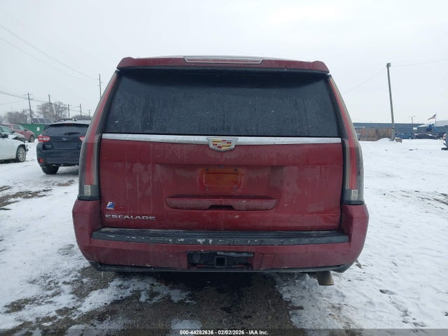 44282636 :رقم المزاد ، 1GYS4JKJXGR344217 vin ، 2016 Cadillac Escalade Esv Premium Collection مزاد بيع