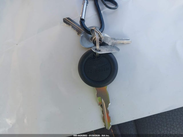 2021 MOTO GUZZI V7 ZGUKZUA08MM000456 Photo 10