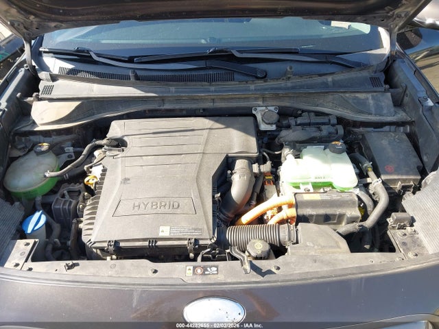 KNDCC3LC1H5037813 KIA NIRO EX