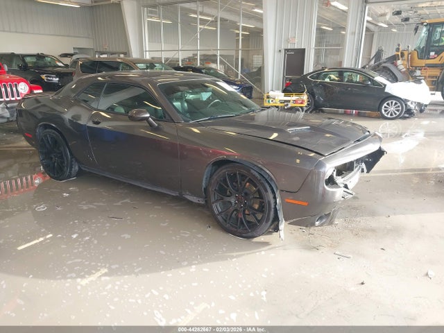 Продажа на аукционе авто 2018 Dodge Challenger Sxt, vin: 2C3CDZAG8JH325272, номер лота: 44282667