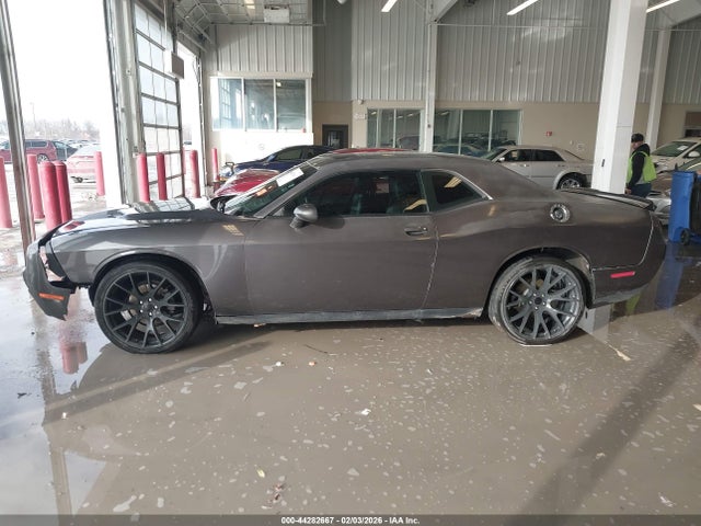 2018 Dodge Challenger Sxt მანქანა იყიდება აუქციონზე, vin: 2C3CDZAG8JH325272, აუქციონის ნომერი: 44282667
