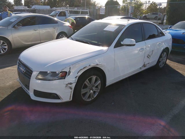 2011 AUDI A4 WAUAFAFL6BN031847 Photo 1