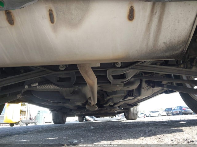 3C4NJCBB1JT469430 Jeep Compass Latitude Fwd