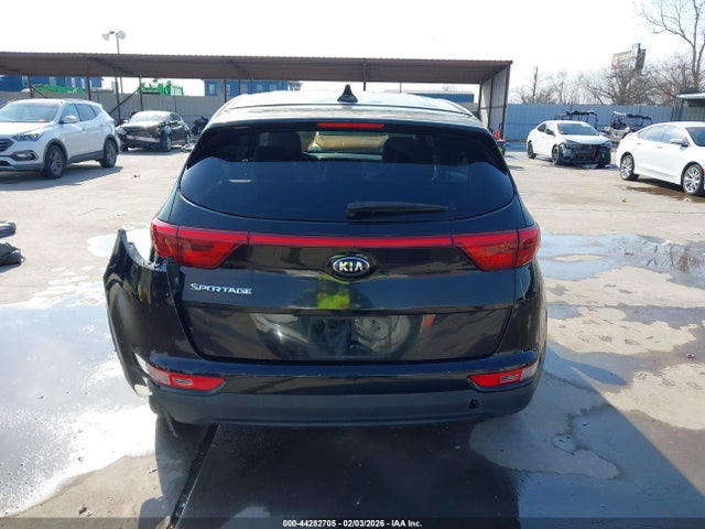 Продажа на аукционе авто 2017 Kia Sportage Lx, vin: KNDPMCAC4H7092861, номер лота: 44282705