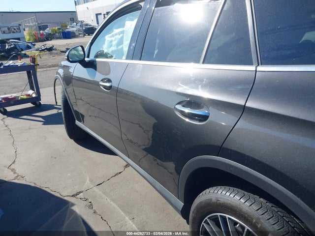 W1NKM4HB4RF103144 Mercedes-Benz Glc 300 4matic Suv