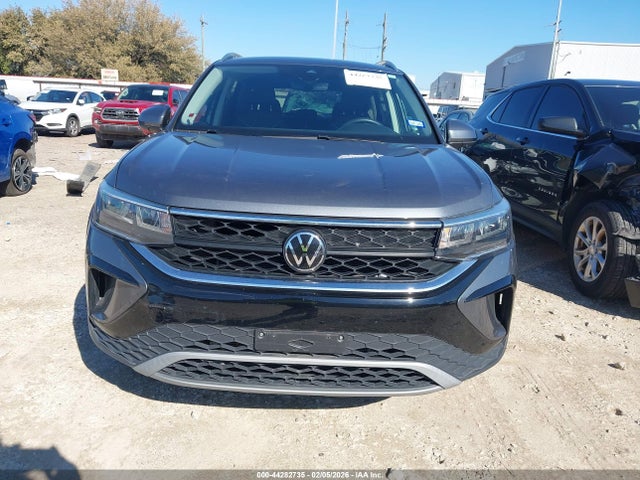 Продаж на аукціоні авто 2024 Volkswagen Taos 1.5t Se, vin: 3VVSX7B2XRM066840, номер лоту: 44282735