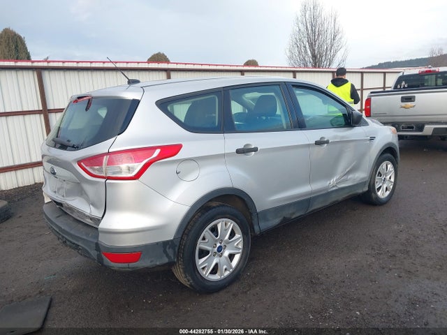Ford ESCAPE S 2014 1FMCU0F72EUB01378 Image 4