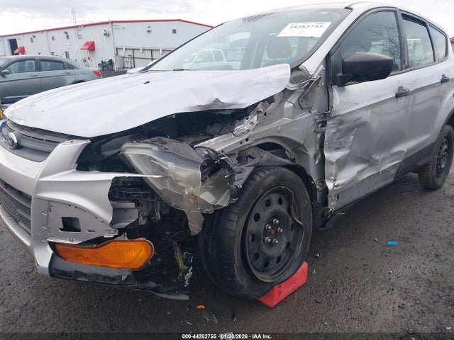 Ford ESCAPE S 2014 1FMCU0F72EUB01378 Image 6